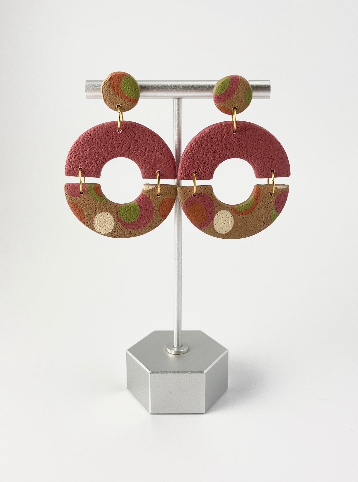 'Mod' two-part circles - maroon