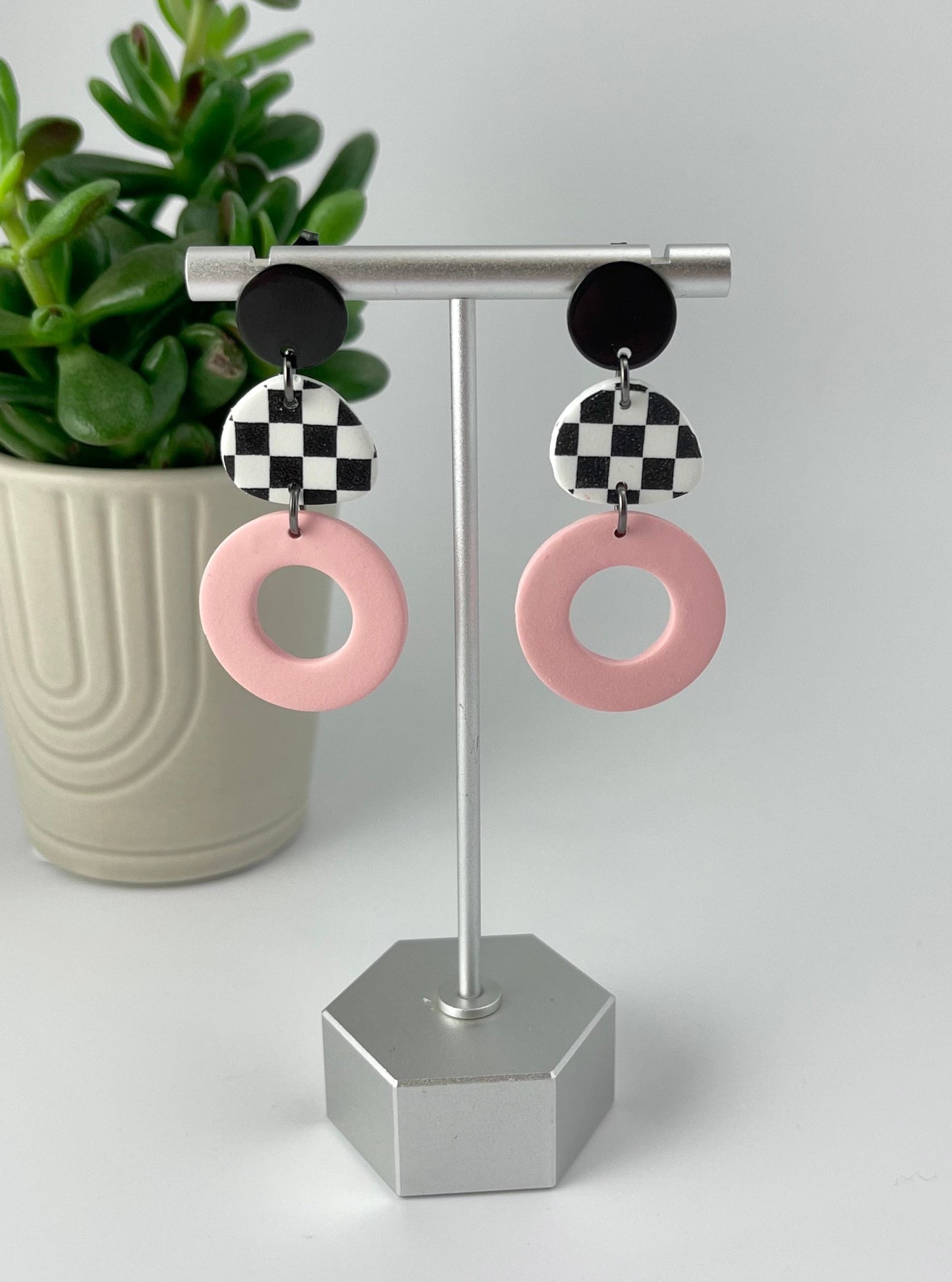 Groovy 50s Pink Checkerboard