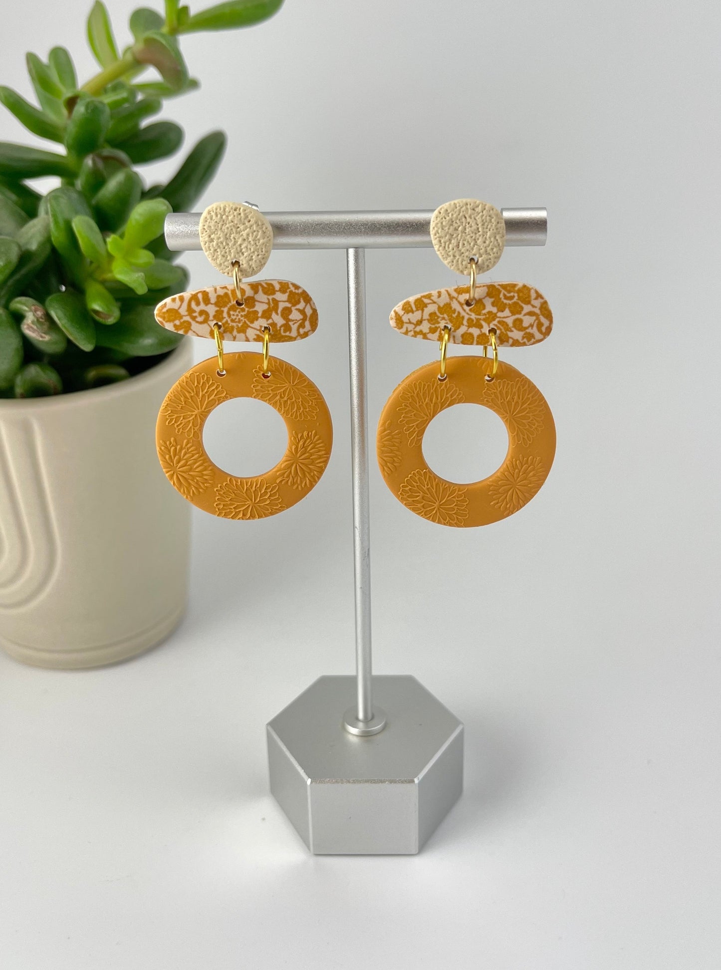 Gold Floral Rings