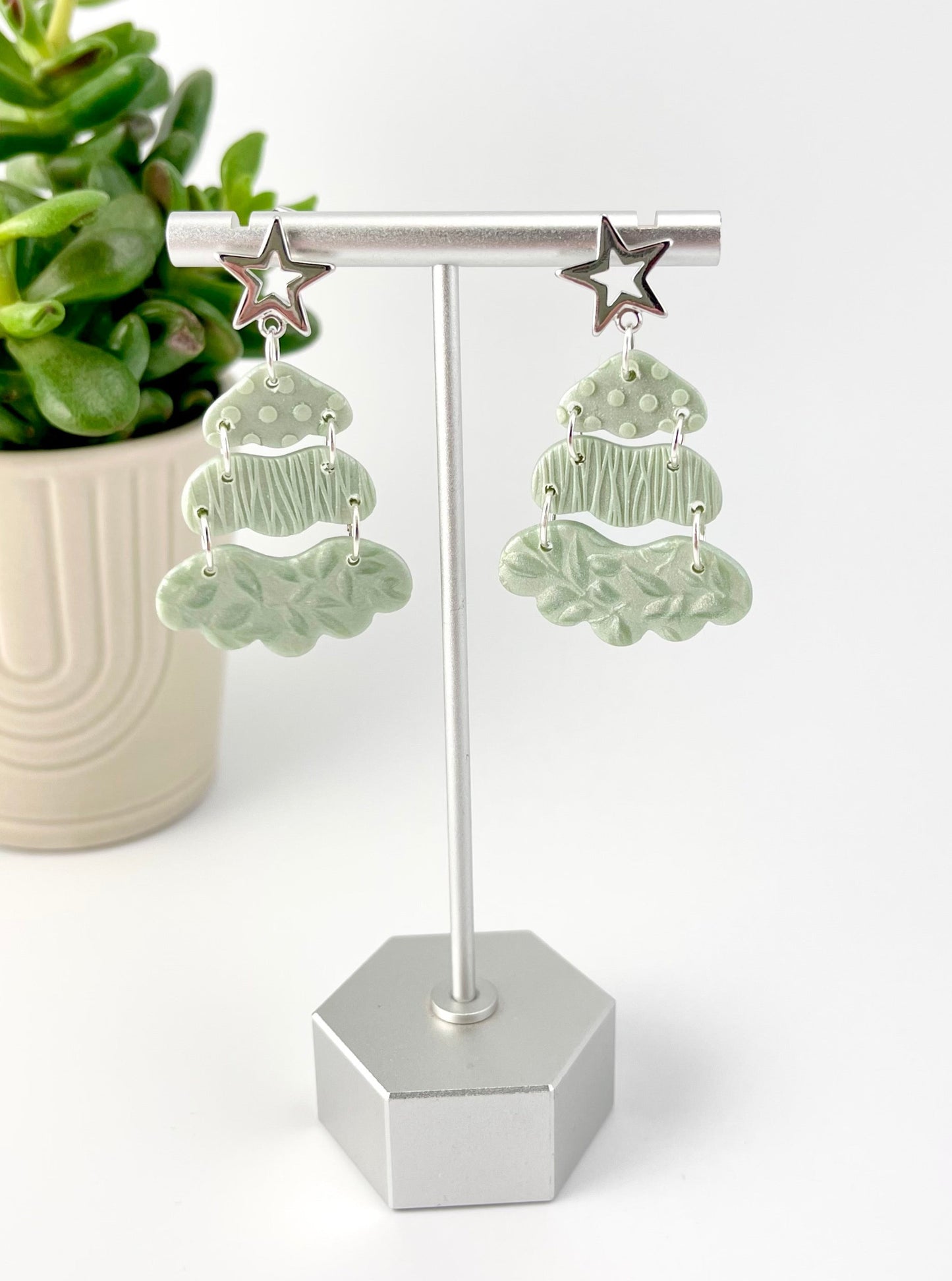 Mica Shift Christmas Tree